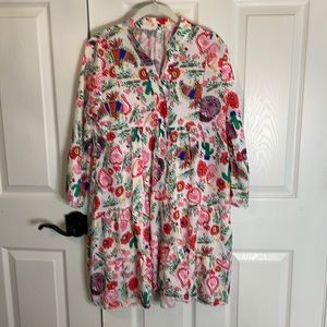 Super cute summer dress or coverup. Very lightweight fun tropical print. NW